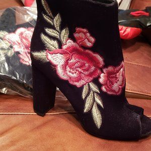 Booties - Peep Toe - Rose Embroidery 8.5